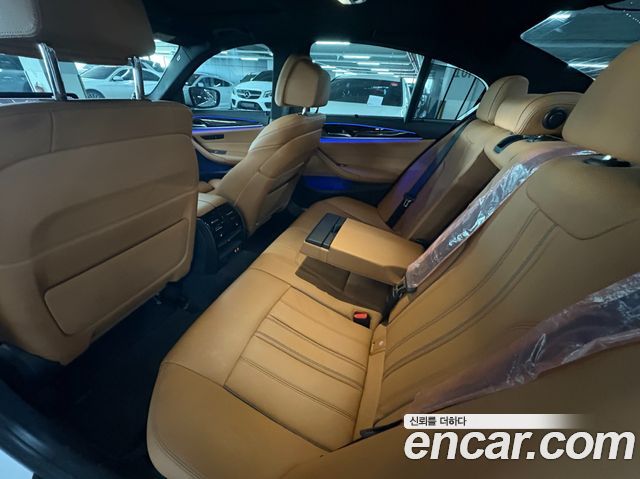 BMW 5 Series (G30) 520i M Sport 2022 — фото 10