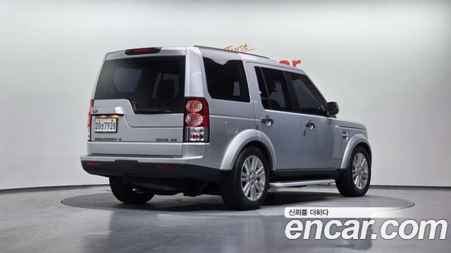 Land Rover Discovery 4 3.0 SDV6 SE 2012 — фото 2