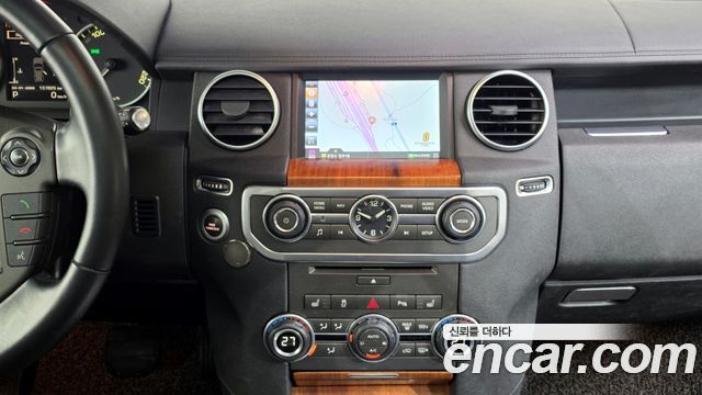 Land Rover Discovery 4 3.0 SDV6 SE 2012 — фото 14