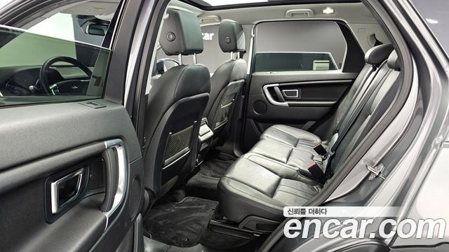 Land Rover Discovery Sport 2.0 TD4 SE 2016 — фото 12