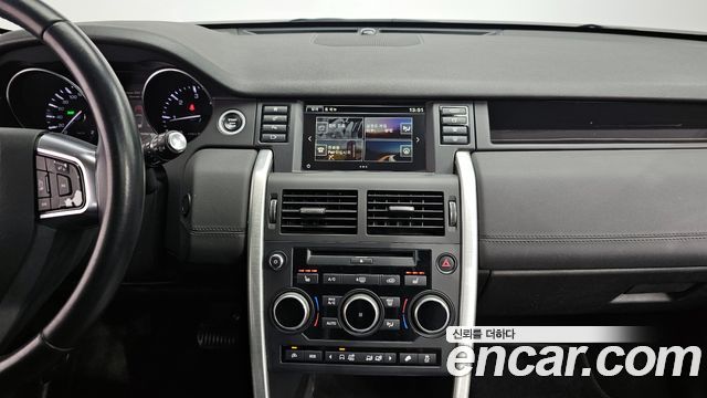 Land Rover Discovery Sport 2.0 TD4 SE 2016 — фото 14