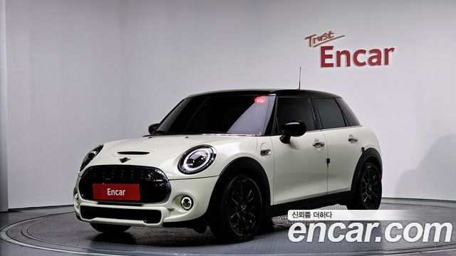 MINI Cooper S 5Door Standard 3rd