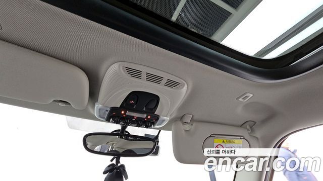 MINI Cooper S 5Door Standard 3rd 2021 — фото 18