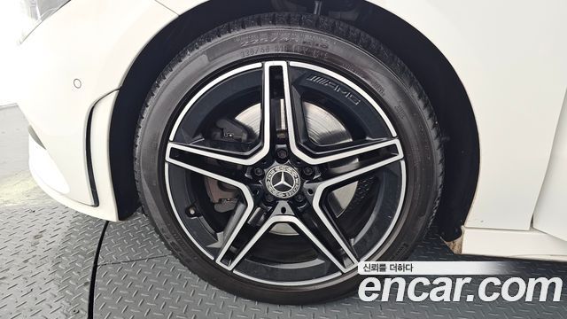 Mercedes-Benz CLA-Class (C118) CLA250 4MATIC 2022 — фото 5