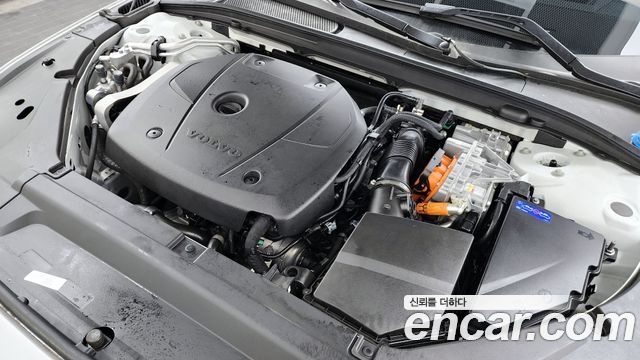 Volvo S90 T8 AWD Ultimate Bright 2023 — фото 6