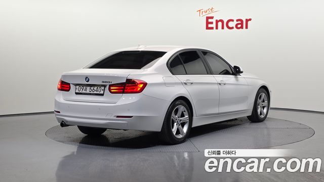 BMW 3 Series (F30) 320i 2013 — фото 2
