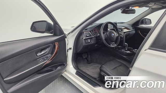 BMW 3 Series (F30) 320i 2013 — фото 10