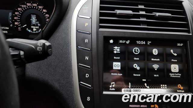 Lincoln MKC 2.0 AWD 2019 — фото 9