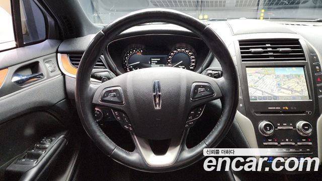 Lincoln MKC 2.0 AWD 2019 — фото 17