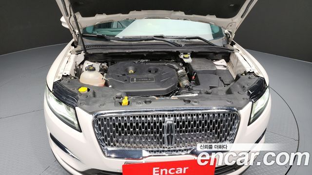 Lincoln MKC 2.0 AWD 2019 — фото 24
