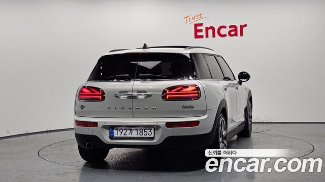 MINI Cooper Clubman Islington Edition 2nd 2021 — фото 4