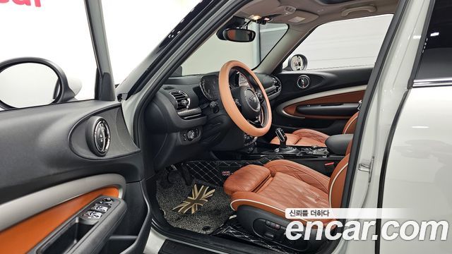 MINI Cooper Clubman Islington Edition 2nd 2021 — фото 12