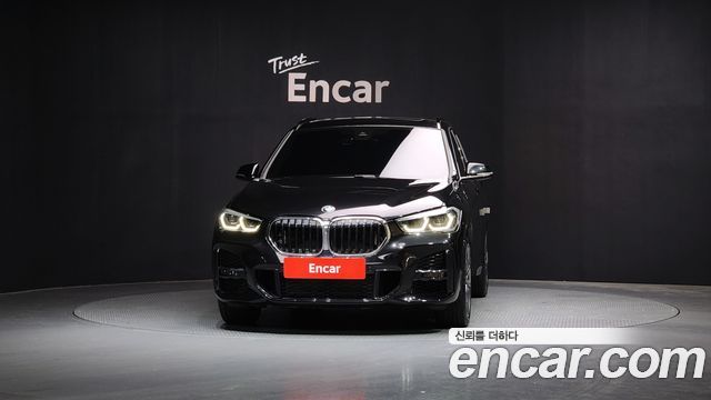 BMW X1 (F48) xDrive 20i M Sport 2022 — фото 3