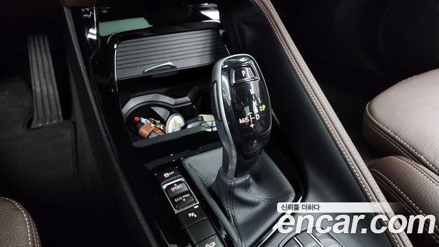 BMW X1 (F48) xDrive 20i M Sport 2022 — фото 9