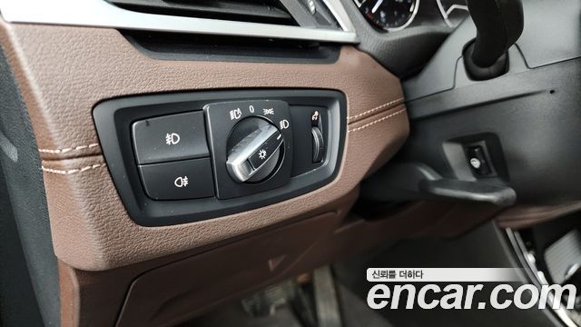 BMW X1 (F48) xDrive 20i M Sport 2022 — фото 16