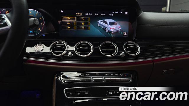 Mercedes-Benz E-Class (W213) E450 4MATIC Exclusive 2021 — фото 14