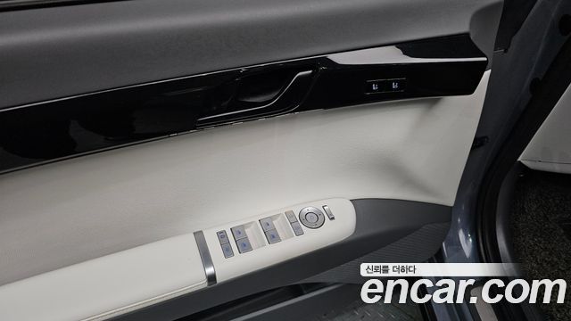 Hyundai Grandeur Hybrid (GN7) Exclusive 2023 — фото 17