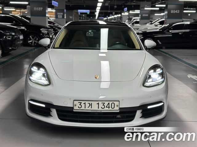 Porsche Panamera (971) 3.0 AWD