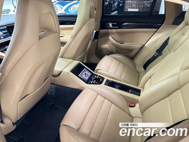 Porsche Panamera (971) 3.0 AWD 2018 — фото 9