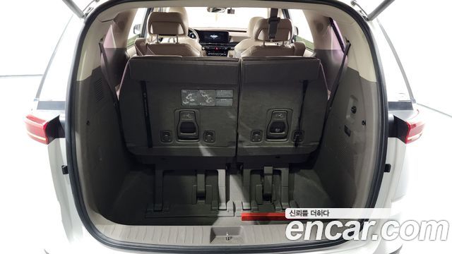 Kia Carnival (IV) Gasoline 7-Seater Hi-Limousine Signature 2021 — фото 20
