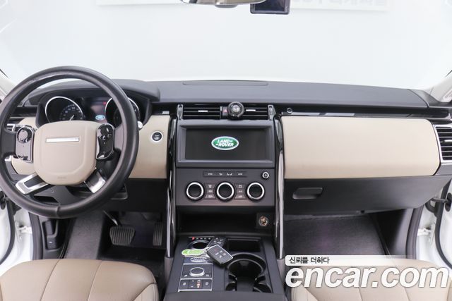 Land Rover Discovery 5 3.0 SD6 SE 2019 — фото 5