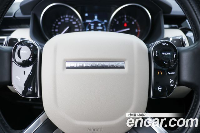 Land Rover Discovery 5 3.0 SD6 SE 2019 — фото 10