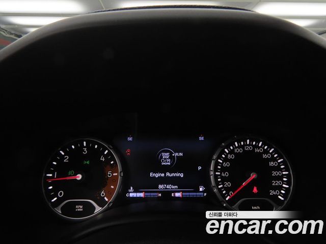 Jeep Renegade 2.0 Diesel Longitude AWD 2015 — фото 9