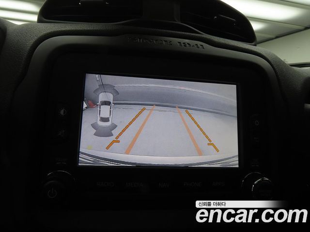 Jeep Renegade 2.0 Diesel Longitude AWD 2015 — фото 18