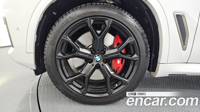 BMW X5 (G05) M50i 2022 — фото 5