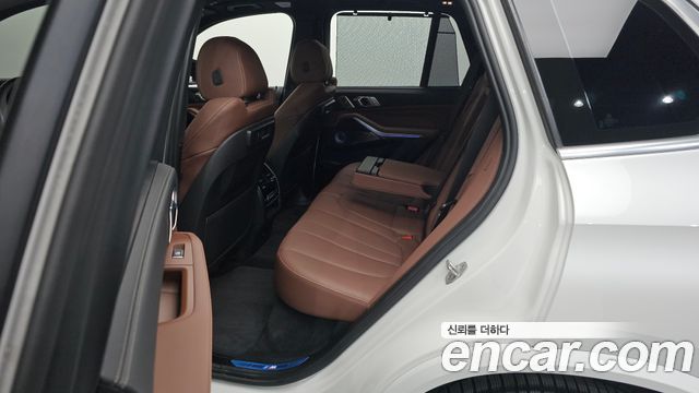 BMW X5 (G05) M50i 2022 — фото 11