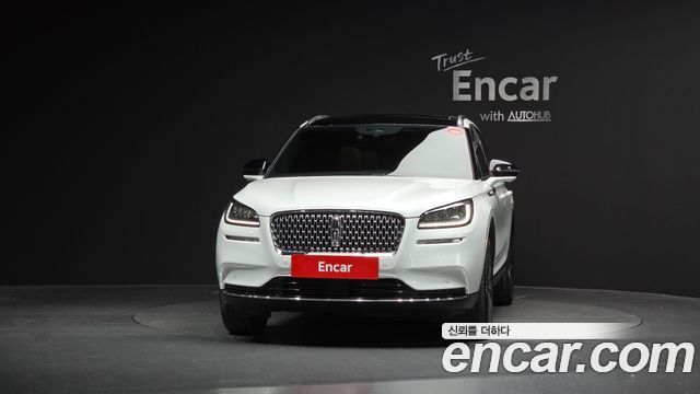 Lincoln Corsair 2.0 Reserve AWD 2022 — фото 3