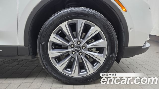 Lincoln Corsair 2.0 Reserve AWD 2022 — фото 5