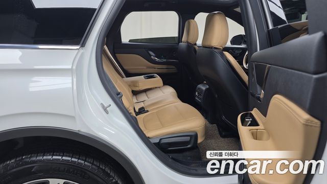 Lincoln Corsair 2.0 Reserve AWD 2022 — фото 12