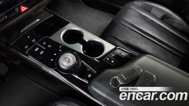 Kia K8 2.5 Gasoline 2WD Noblesse 2022 — фото 9