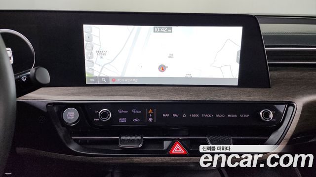 Kia K8 2.5 Gasoline 2WD Noblesse 2022 — фото 15