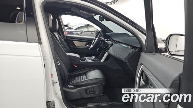 Land Rover Discovery Sport (II) P250 Dynamic SE 2025 — фото 11