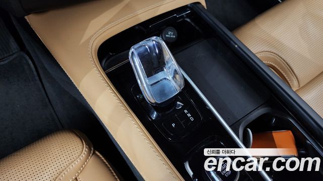 Volvo XC90 (II) T8 Ultimate Bright Hybrid 2023 — фото 9