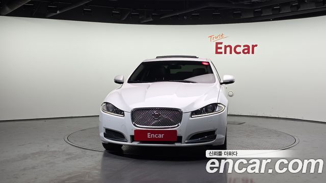 Jaguar XF 2.2D Luxury X250 2015 — фото 3
