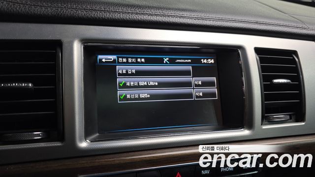 Jaguar XF 2.2D Luxury X250 2015 — фото 16
