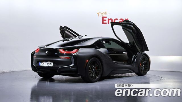 BMW i8 Coupe 2016 — фото 2
