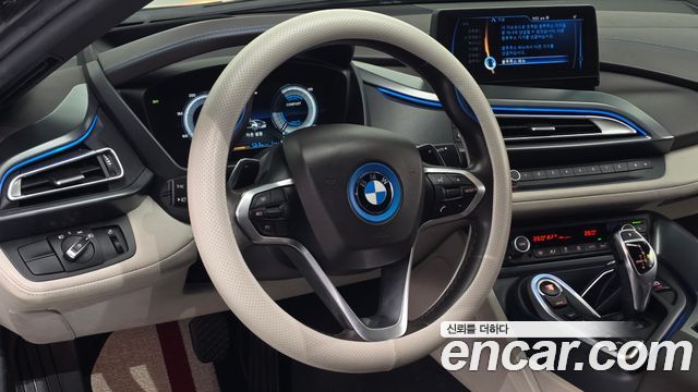 BMW i8 Coupe 2016 — фото 16