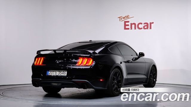 Ford Mustang Coupe 2018 — фото 2