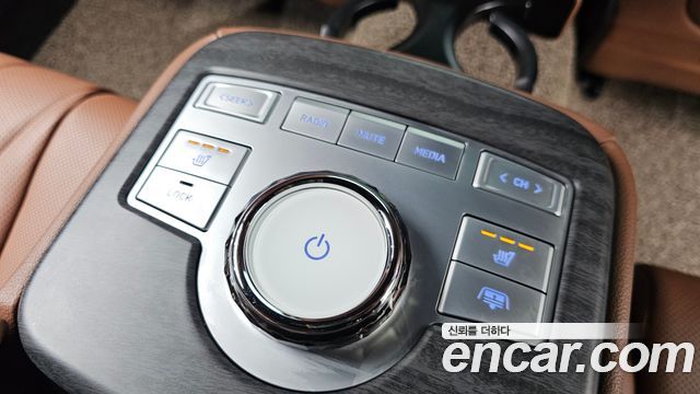 Genesis G80 (RG3) Gasoline 2.5 Turbo AWD 2023 — фото 19