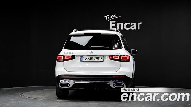 Mercedes-Benz GLB-Class (X247) GLB250 4MATIC 2022 — фото 4