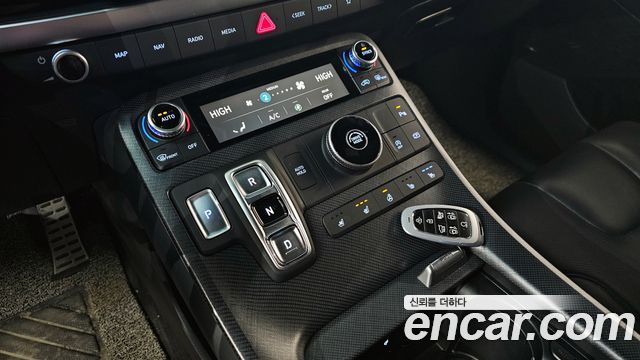 Hyundai Palisade Diesel 2.2 2WD Prestige 2023 — фото 9