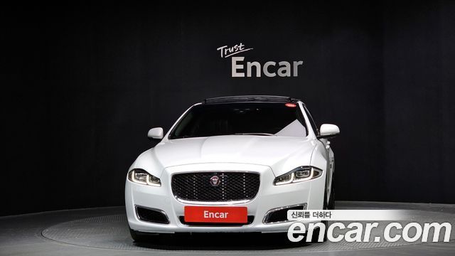 Jaguar XJ 3.0D XJ50 LWB X351 2019 — фото 3