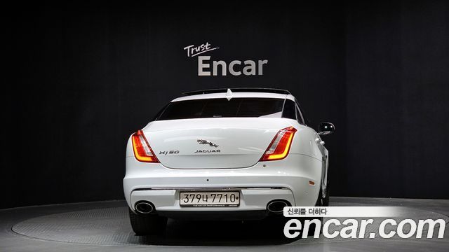 Jaguar XJ 3.0D XJ50 LWB X351 2019 — фото 4