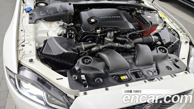 Jaguar XJ 3.0D XJ50 LWB X351 2019 — фото 6