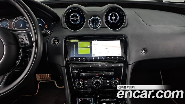 Jaguar XJ 3.0D XJ50 LWB X351 2019 — фото 15