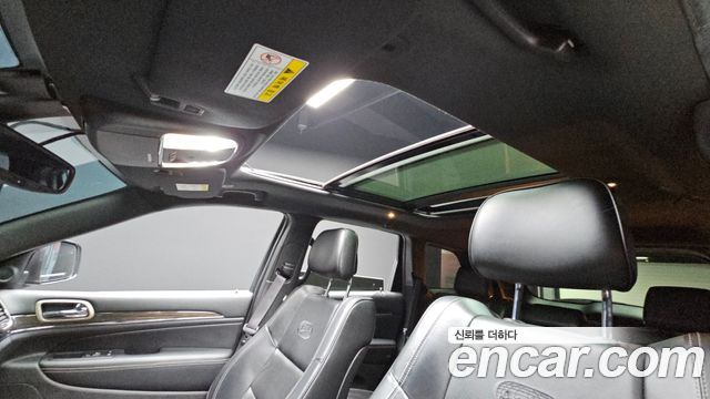 Jeep Grand Cherokee 3.0 Diesel Overland WK2 2017 — фото 18